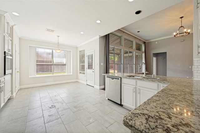 4849 Gloucester Drive, Grand Prairie, TX 75052