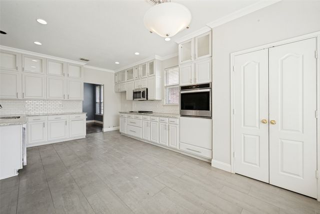 4849 Gloucester Drive, Grand Prairie, TX 75052