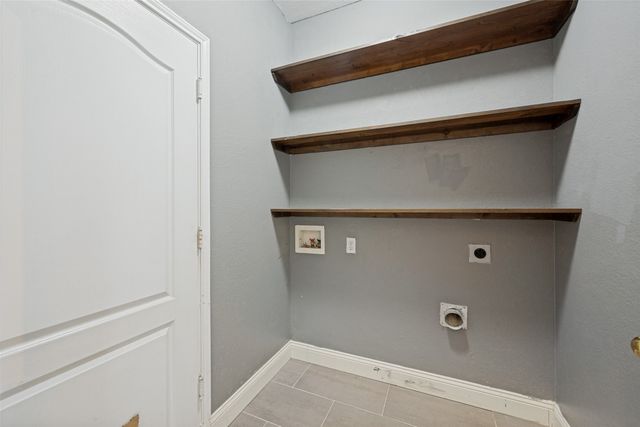 4849 Gloucester Drive, Grand Prairie, TX 75052