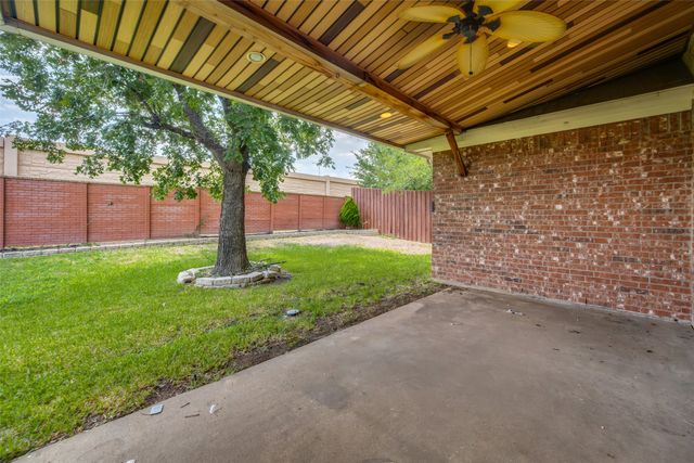 4849 Gloucester Drive, Grand Prairie, TX 75052
