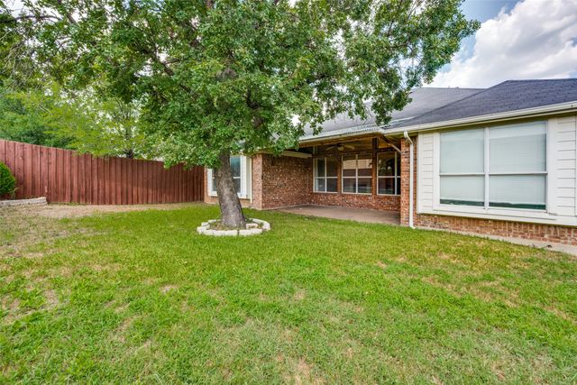 4849 Gloucester Drive, Grand Prairie, TX 75052