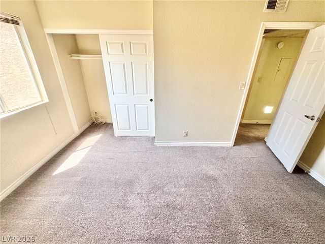 5060 Indian River Drive 379, Las Vegas, NV 89103