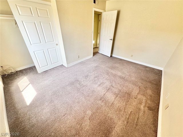 5060 Indian River Drive 379, Las Vegas, NV 89103