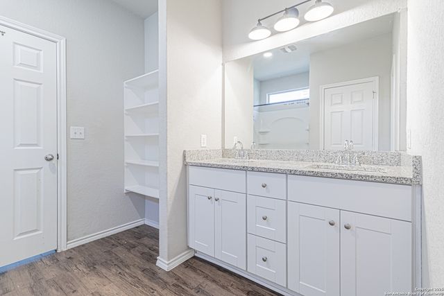 6739 freedom, San Antonio, TX 78242