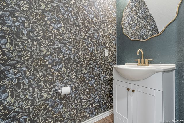 6739 freedom, San Antonio, TX 78242