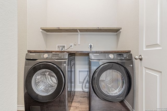 6739 freedom, San Antonio, TX 78242