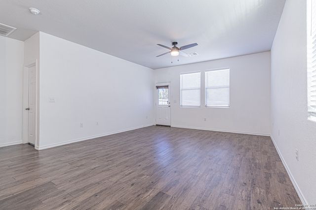 6739 freedom, San Antonio, TX 78242