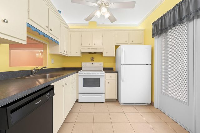 5100 NW 35th Street 110, Lauderdale Lakes, FL 33319