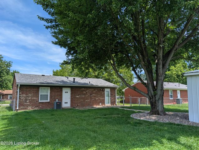3512 Foreman Ln, Louisville, KY 40219