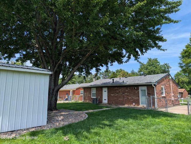 3512 Foreman Ln, Louisville, KY 40219