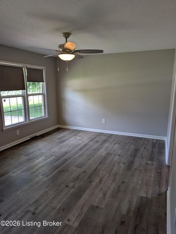 3512 Foreman Ln, Louisville, KY 40219
