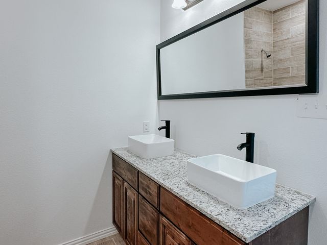 301 SW 6th Street, Kerens, TX 75144