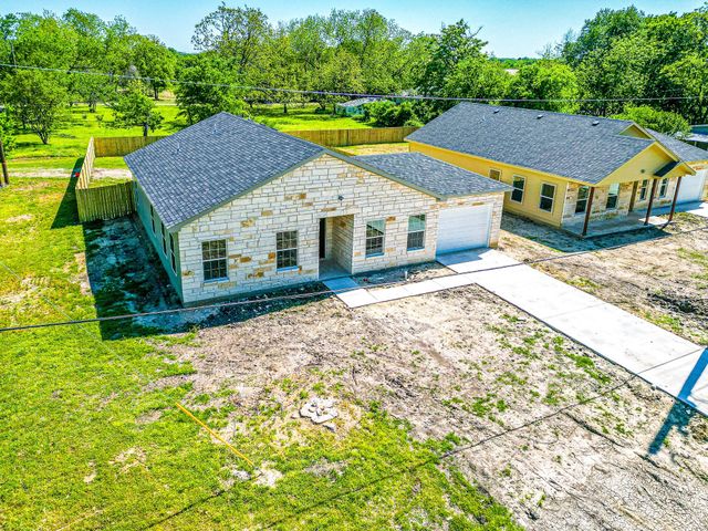 301 SW 6th Street, Kerens, TX 75144