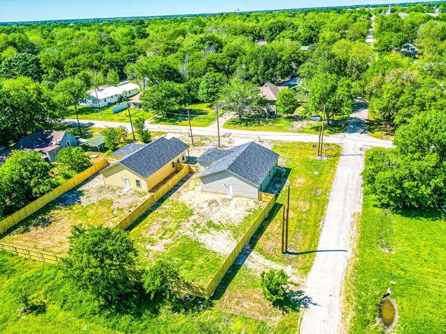 301 SW 6th Street, Kerens, TX 75144