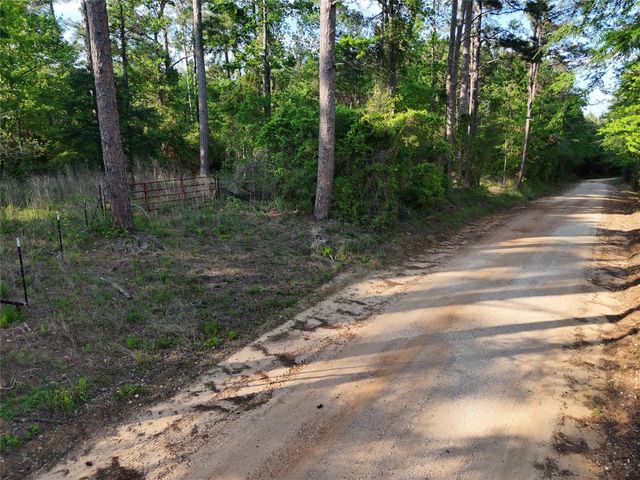 1545 County Road, Crockett, TX 75835