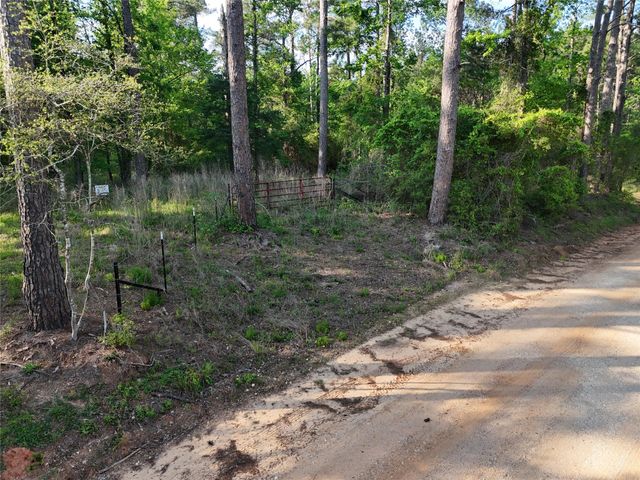 1545 County Road, Crockett, TX 75835