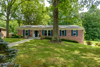 700 Kempton Rd, Knoxville, TN 37909