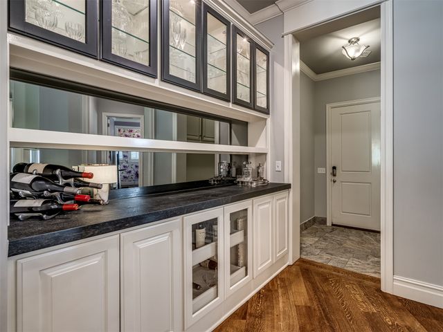 10704 S Holley Street, Jenks, OK 74037