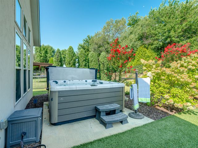 10704 S Holley Street, Jenks, OK 74037