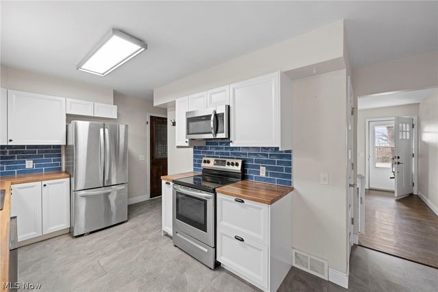 1835 Windham Road, Newton Falls, OH 44444