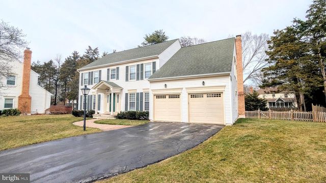 4305 WOODWARD CT, Chantilly, VA 20151