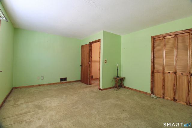 61 Meetinghouse Village 5, Meriden, CT 06450