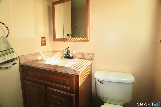 61 Meetinghouse Village 5, Meriden, CT 06450