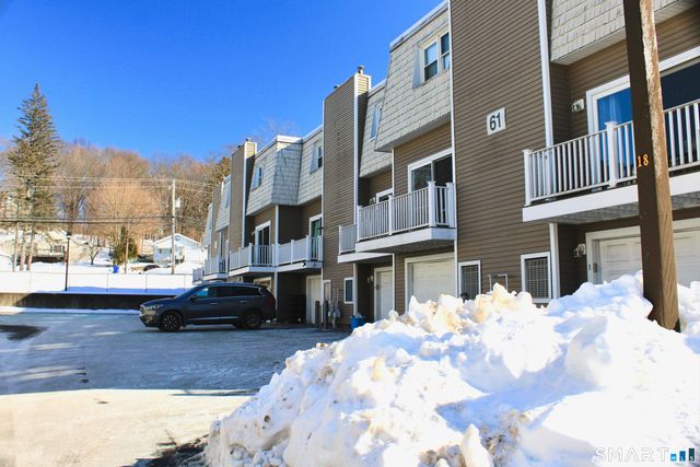 61 Meetinghouse Village 5, Meriden, CT 06450