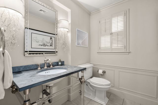 54 Hampshire St, Newton, MA 02465