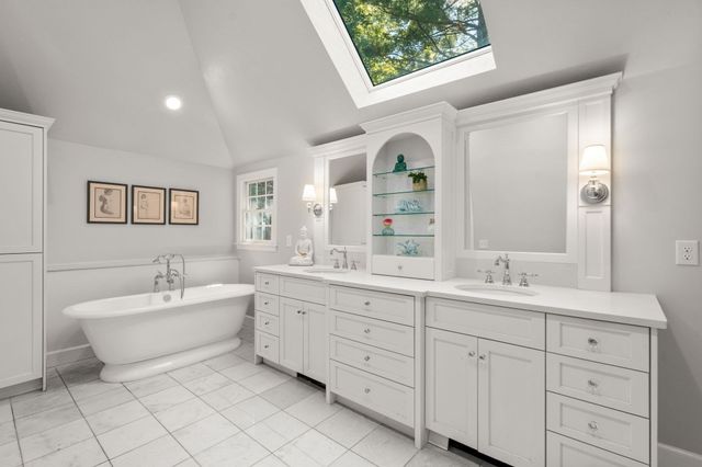 54 Hampshire St, Newton, MA 02465