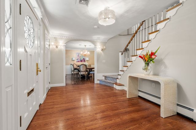 54 Hampshire St, Newton, MA 02465