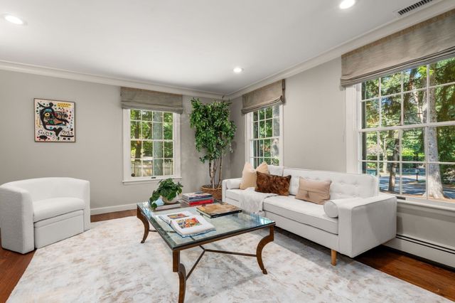 54 Hampshire St, Newton, MA 02465