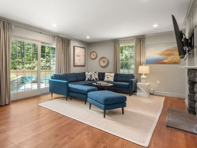 54 Hampshire St, Newton, MA 02465