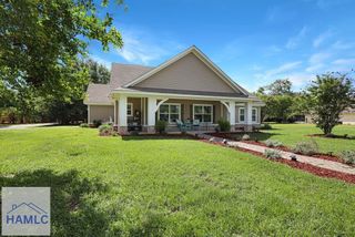 156 Hannah Drive, Jesup, GA 31546