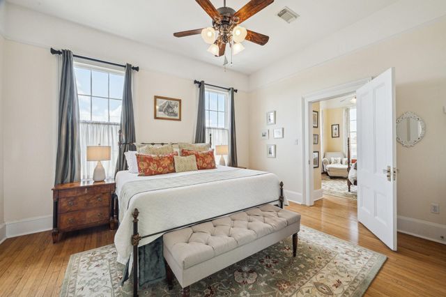 607 11th Street, Galveston, TX 77550