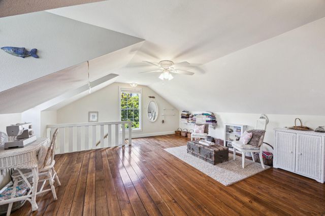 607 11th Street, Galveston, TX 77550