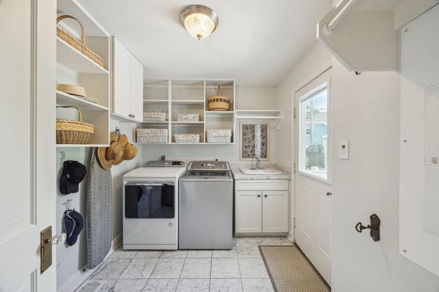 607 11th Street, Galveston, TX 77550