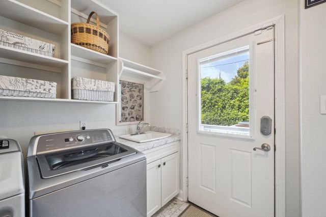 607 11th Street, Galveston, TX 77550