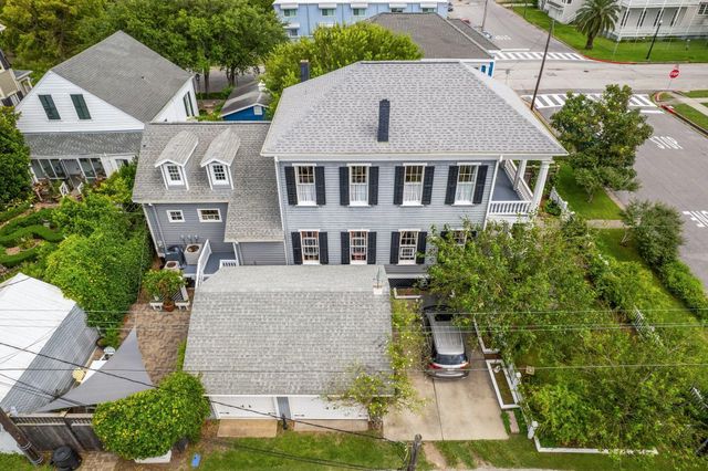 607 11th Street, Galveston, TX 77550