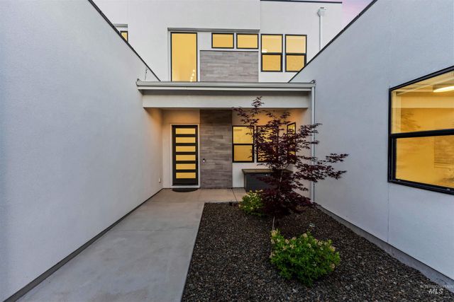 2533 S Linnet Place, Boise, ID 83716