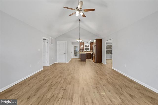 401 BRAGG DR, Front Royal, VA 22630