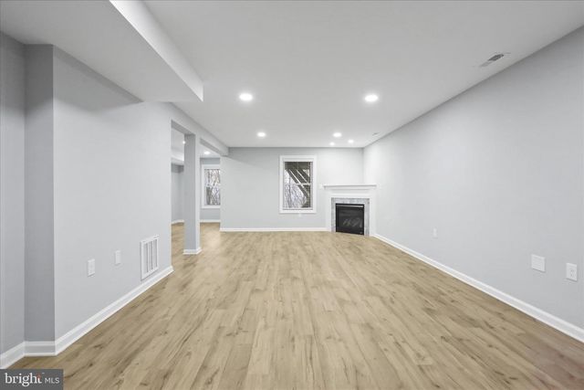 401 BRAGG DR, Front Royal, VA 22630