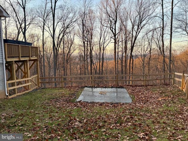 401 BRAGG DR, Front Royal, VA 22630