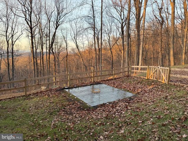 401 BRAGG DR, Front Royal, VA 22630