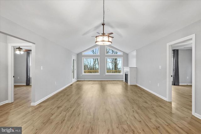 401 BRAGG DR, Front Royal, VA 22630