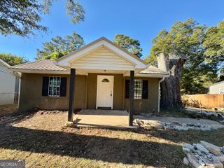 267 E Broad Street, Newnan, GA 30263