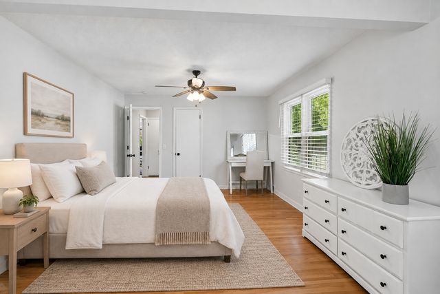 2953 Ewing Avenue N, Robbinsdale, MN 55422