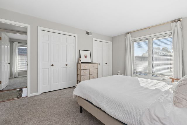 10406 S Pulaski Road 201, Oak Lawn, IL 60453