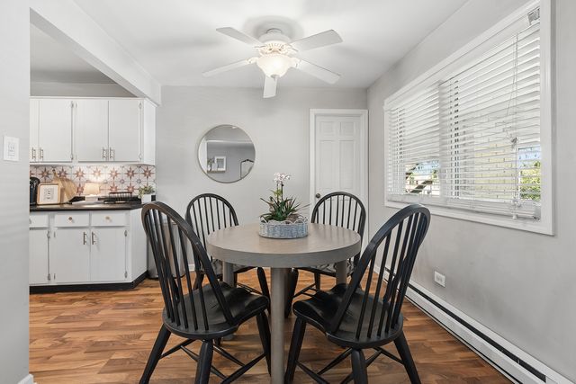 10406 S Pulaski Road 201, Oak Lawn, IL 60453