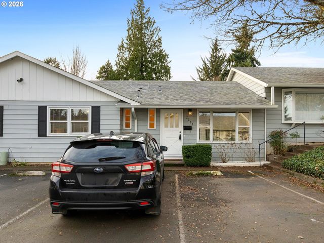 2683 Sw SPRING GARDEN St, Portland, OR 97219